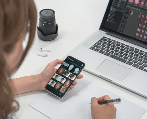 femme utilisant kitview app